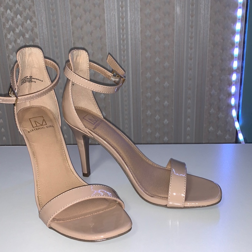 MATERIAL GIRL nude heels ♥️